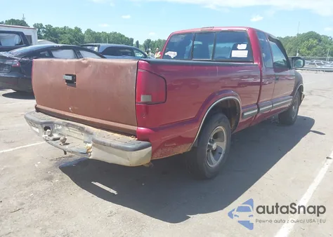 2000 Chevrolet S-10 Ls z USA, uszkodzony, nr VIN 1GCCS19W2Y8131870